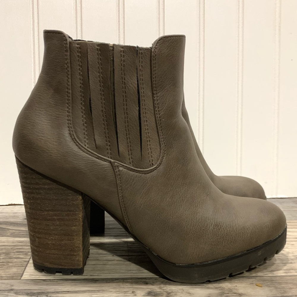 Madden Girl Mazziee Ankle Boots 7.5
